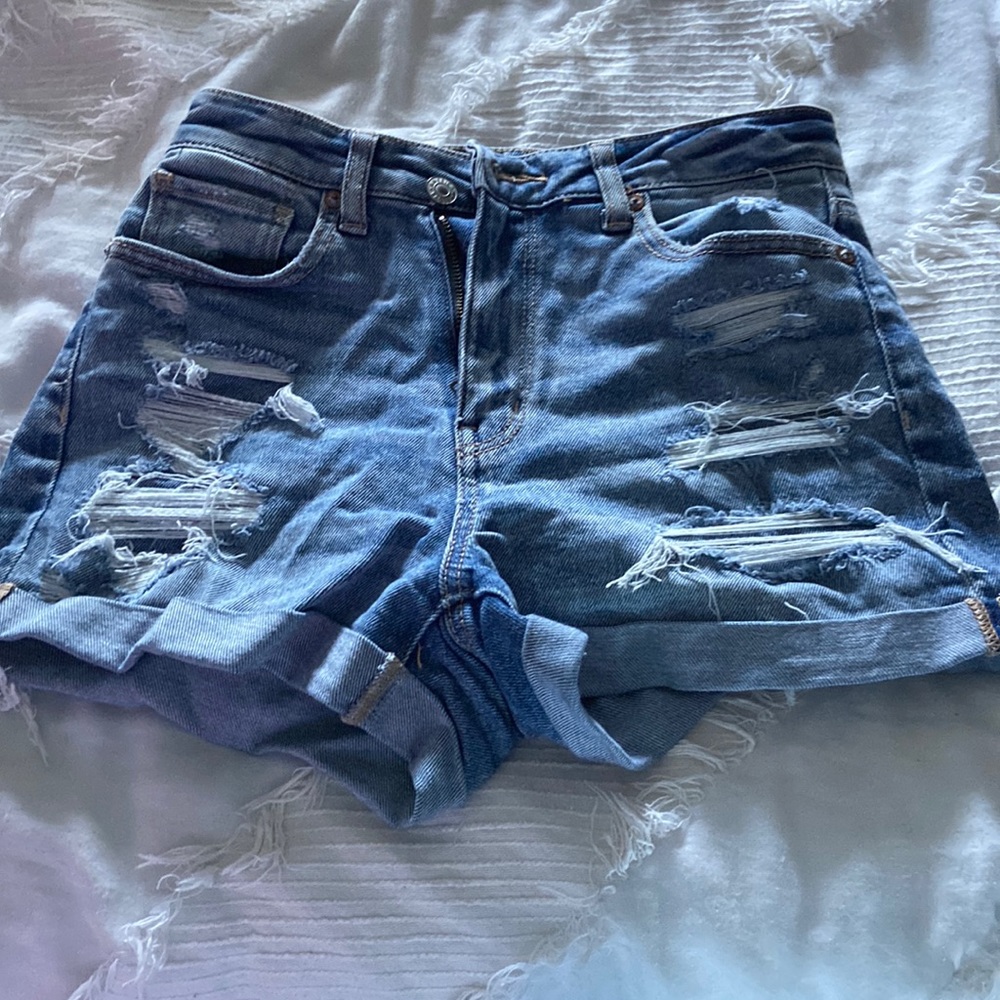 American Eagle stretchy/ Curvy jean shorts